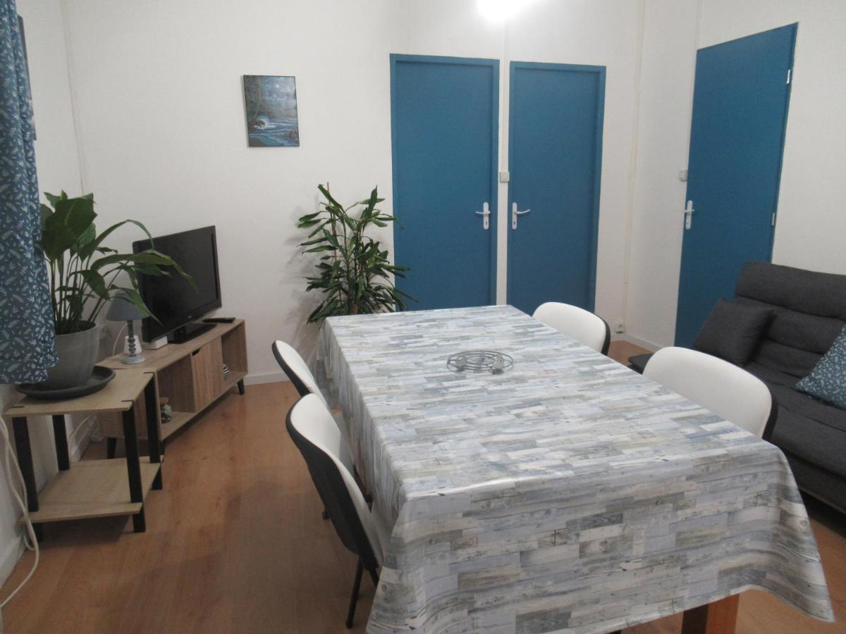 Gite La Chaumette Appartement Turquoise Villeneuve-de-Berg Exteriör bild