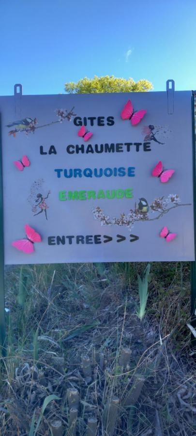 Gite La Chaumette Appartement Turquoise Villeneuve-de-Berg Exteriör bild